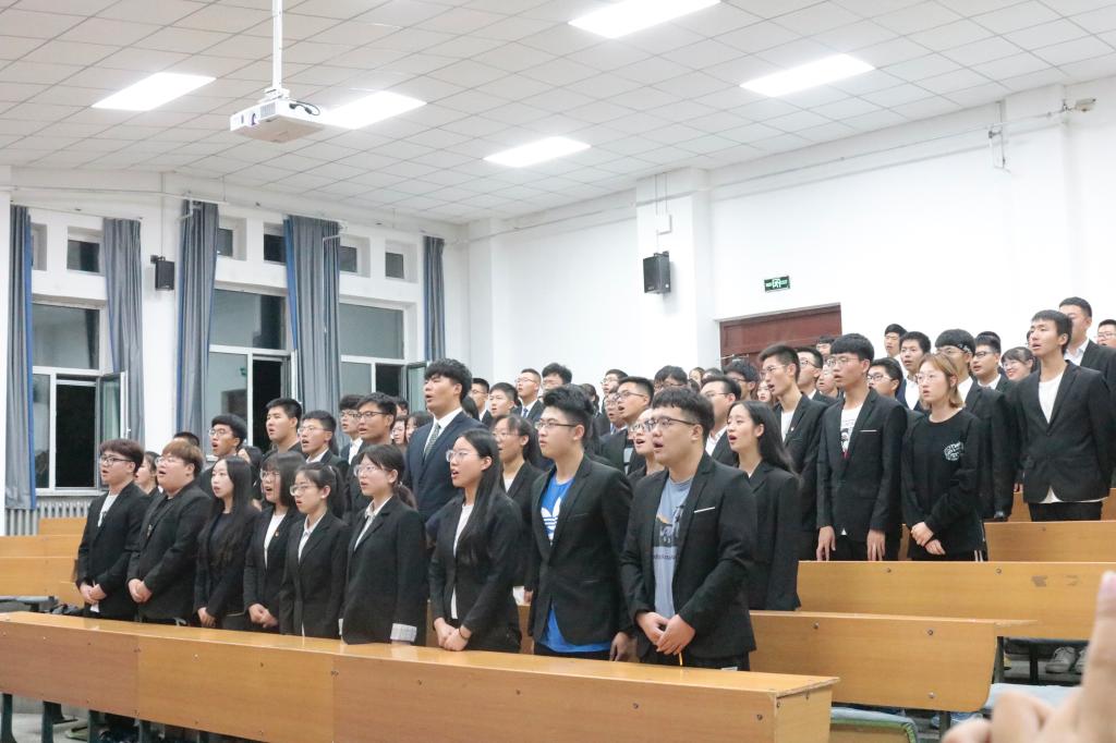 全体学生合唱